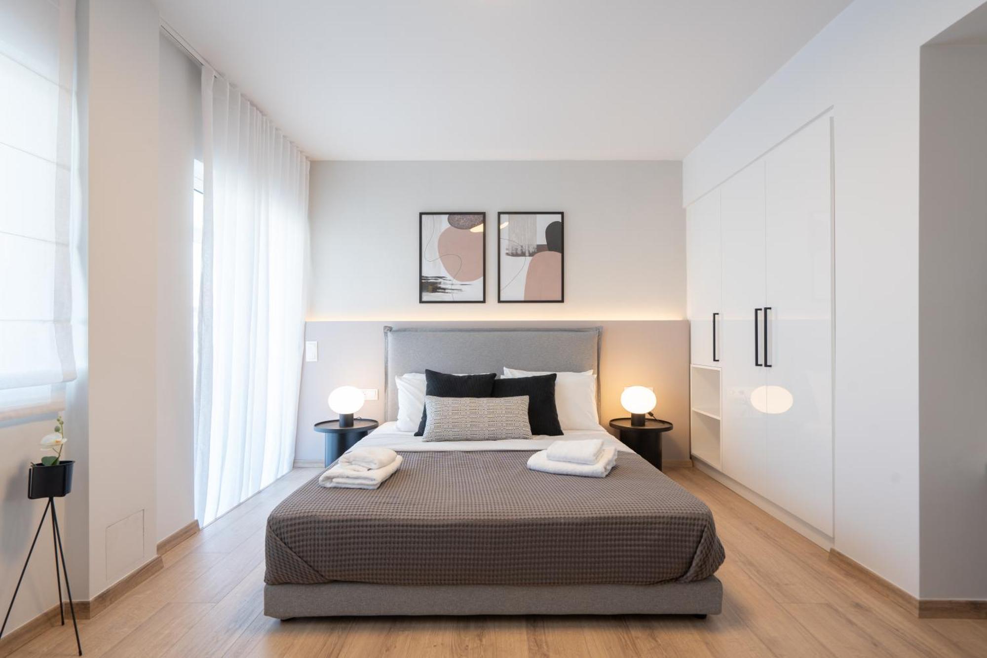 Luxury 4 Bedrooms Apartment Near Flisvos Marina Piraeus Buitenkant foto