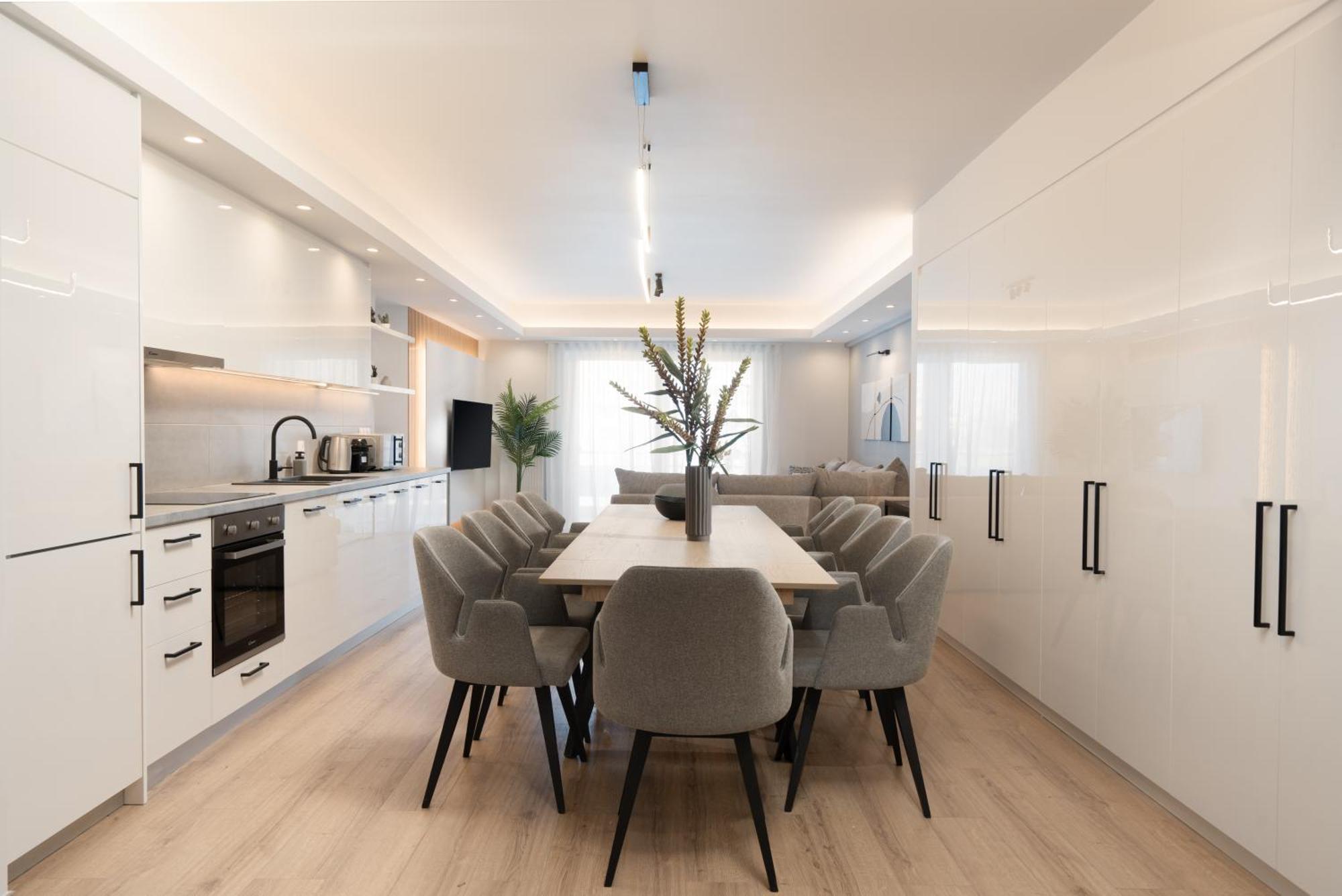 Luxury 4 Bedrooms Apartment Near Flisvos Marina Piraeus Buitenkant foto