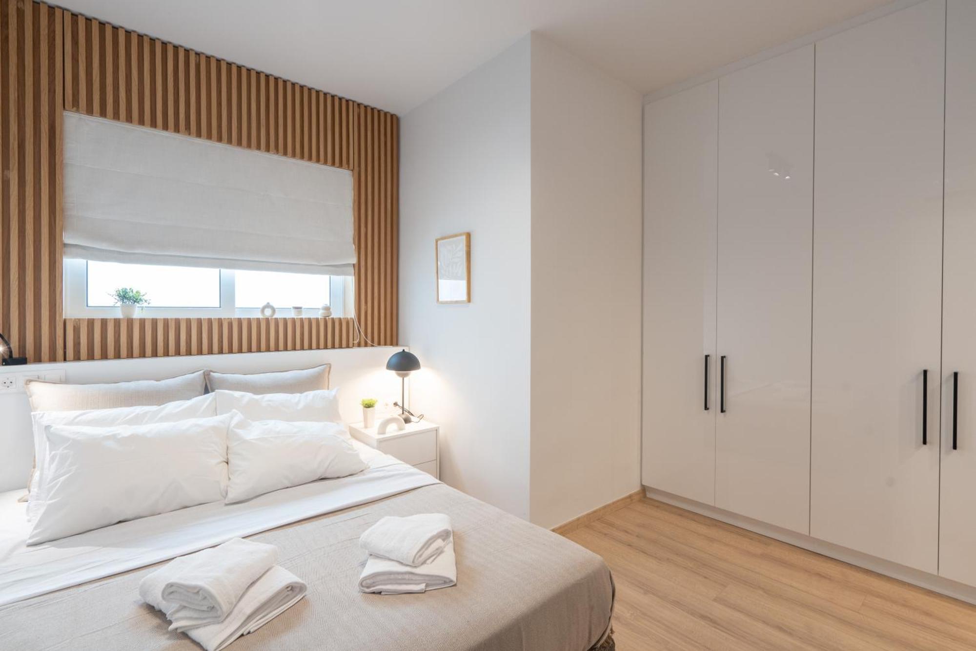 Luxury 4 Bedrooms Apartment Near Flisvos Marina Piraeus Buitenkant foto